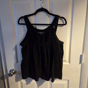 Women's Black Lineny Sleeveless Top
